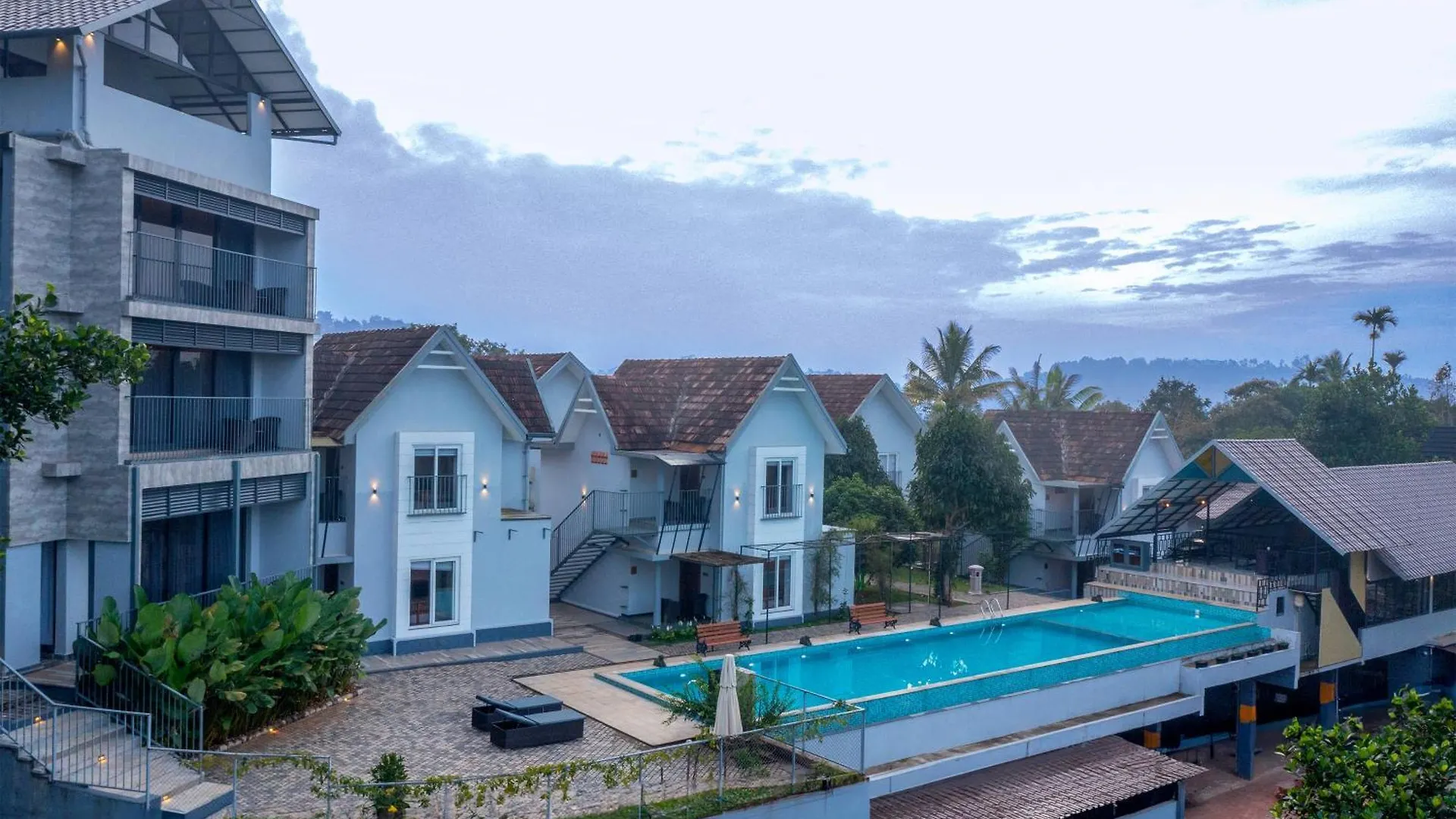 Vbrings Oak Village Munnar Hotel