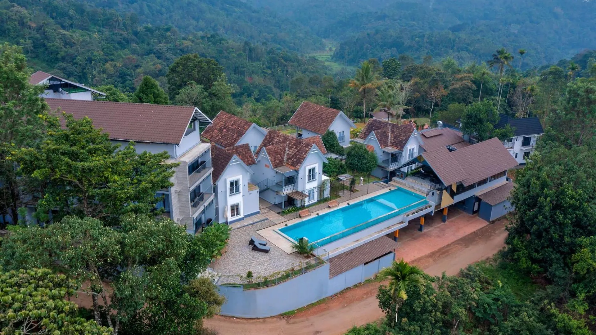 Hotel Vbrings Oak Village Munnar